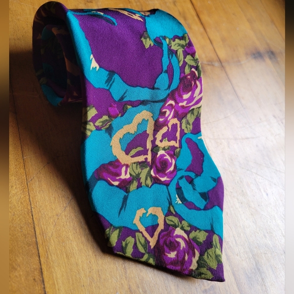 Beatles tie "All You Need Is Love"  100% Silk Manhattan Menswear Company… - Picture 1 of 5